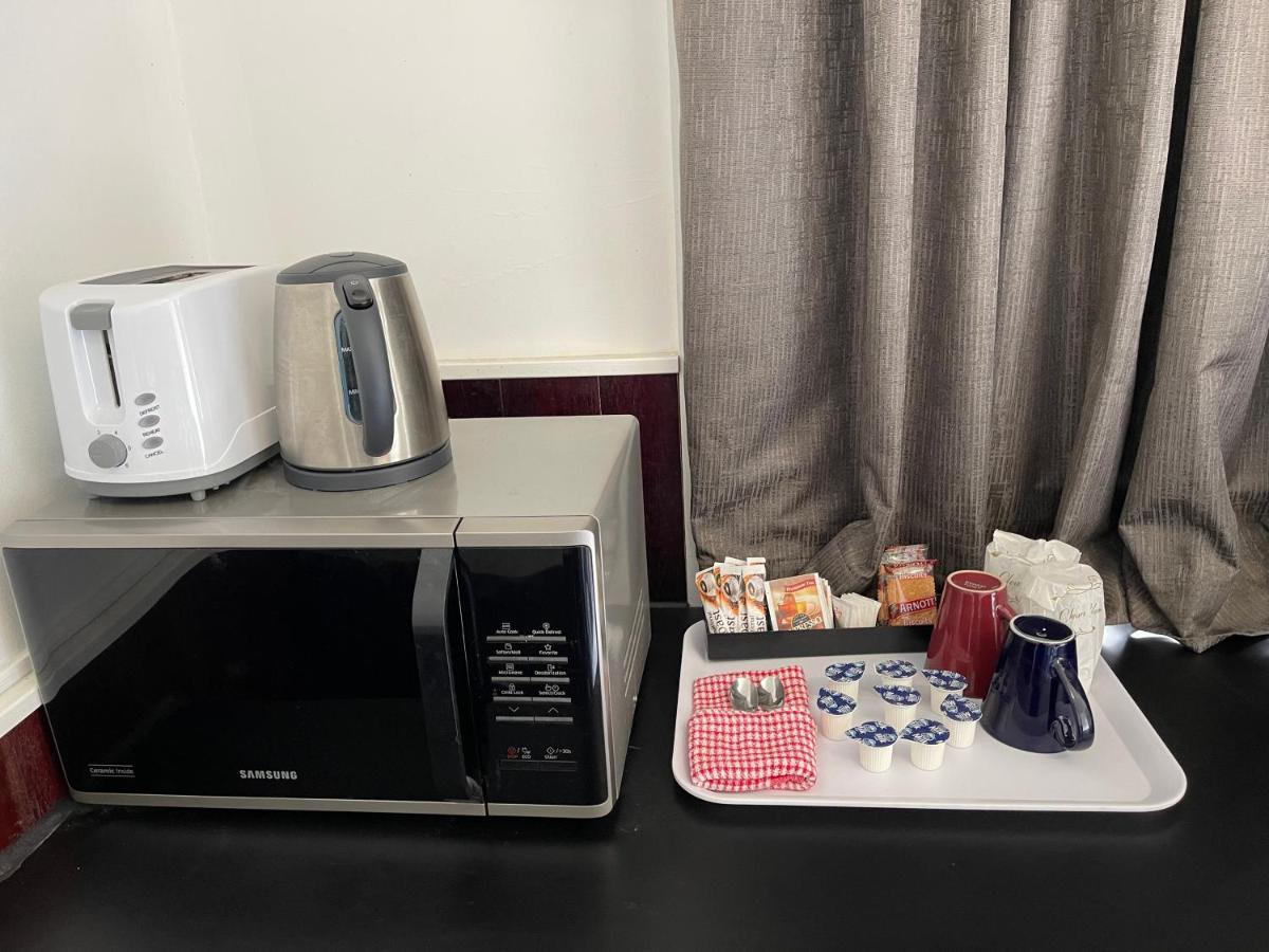 塔姆沃思汽车旅馆 外观 照片