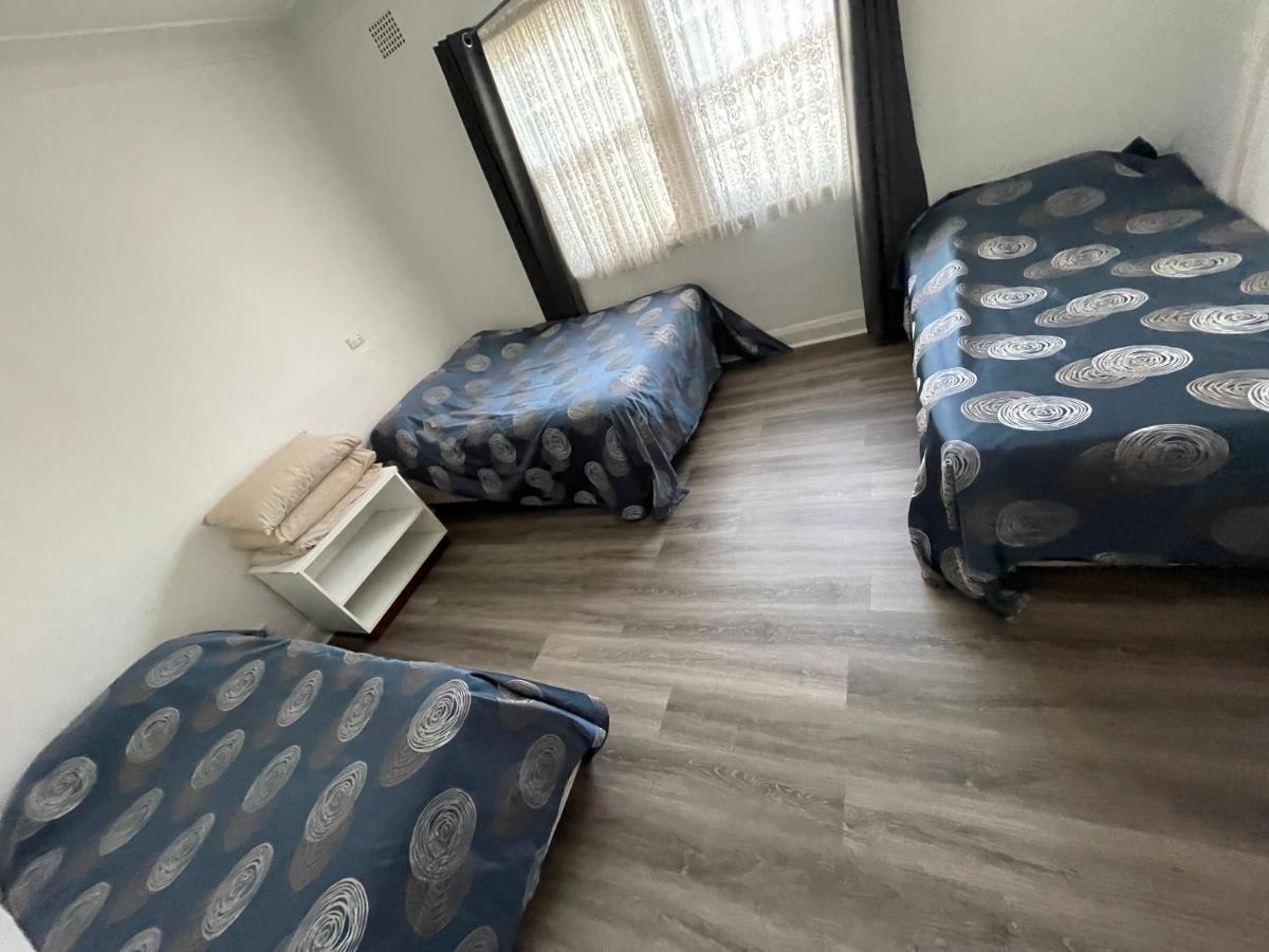塔姆沃思汽车旅馆 外观 照片